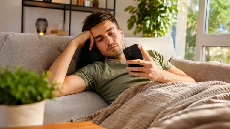 Le scrolling infiniment relaxant ? Pas pour votre cerveau
