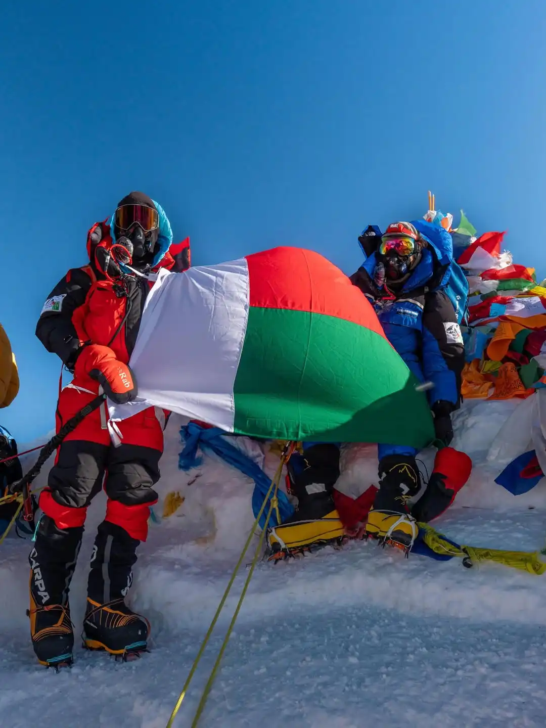 Une famille malgache a atteint l'Everest