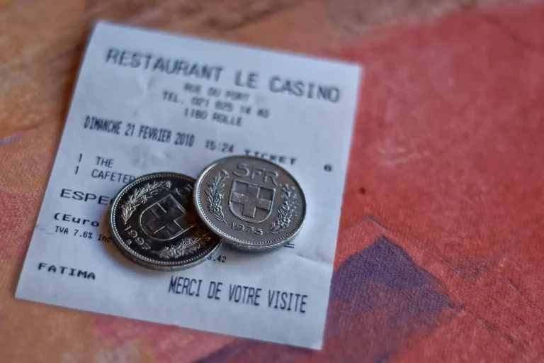 Pourquoi on continue à consommer alors qu'on n'en a pas besoin ?