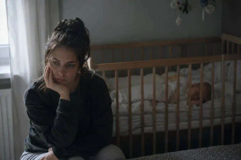 Quand la dépression fait perdre jusqu'à l'instinct parental : le poids d'un constat