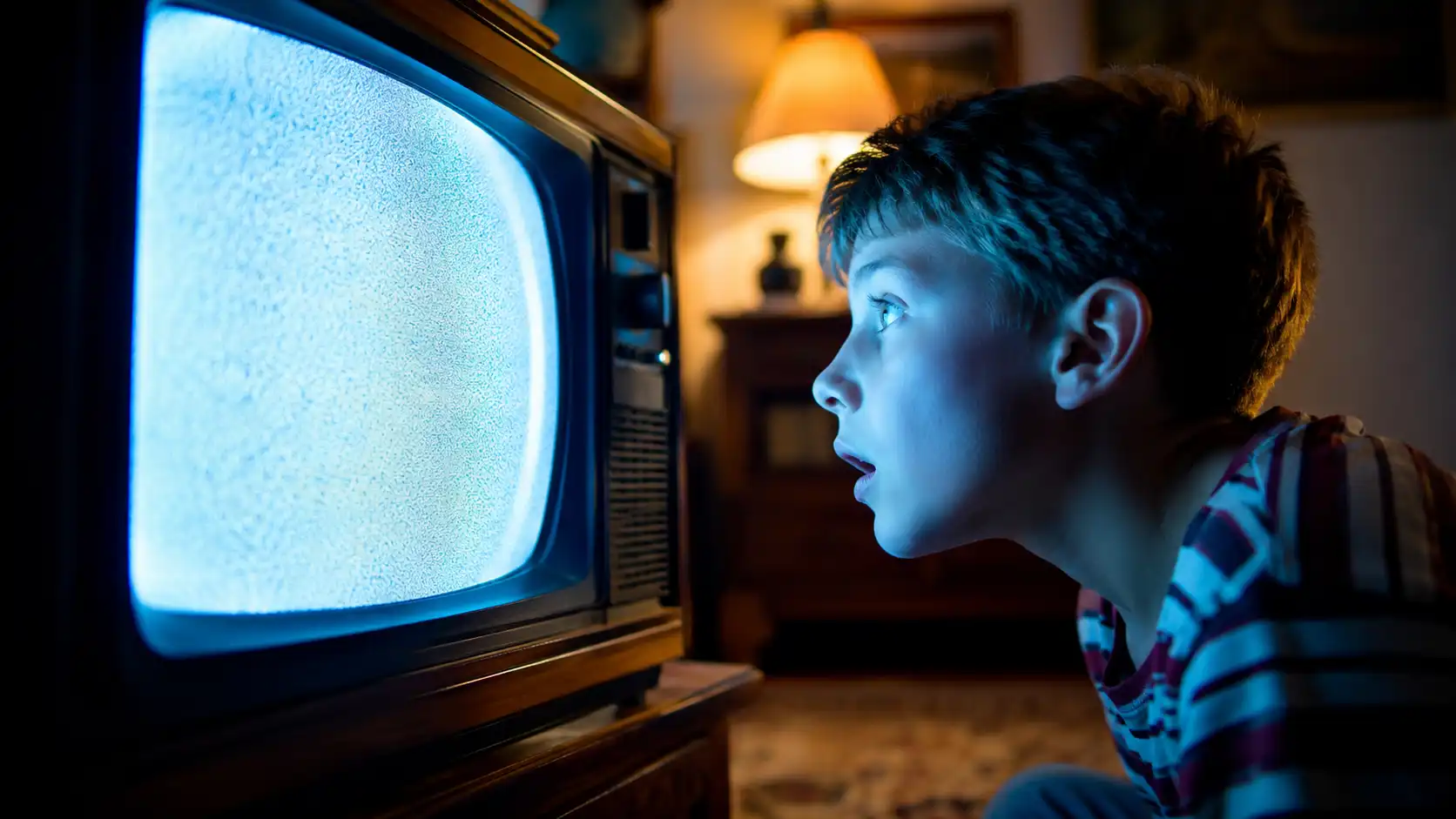 Regarder la télé de trop près rend-il vraiment aveugle ? La vérité sur un mythe des années 60